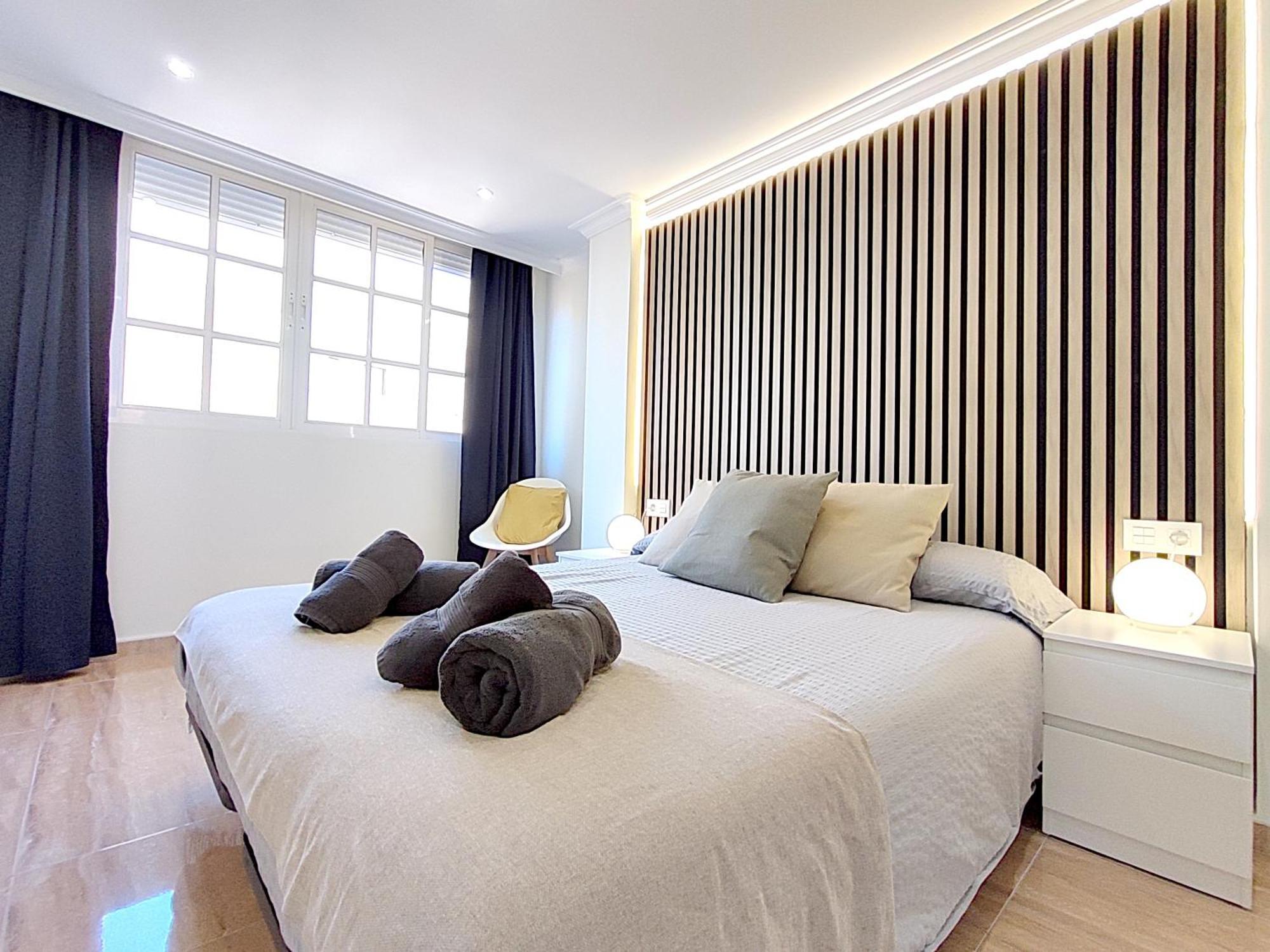 D4: Design & Relax In The City Málaga Exterior foto